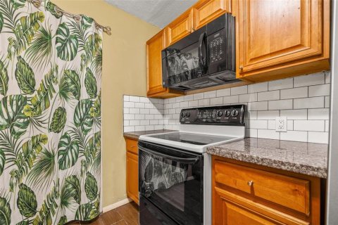 Villa ou maison à vendre à Largo, Floride: 5 chambres, 134.89 m2 № 1572126 - photo 8