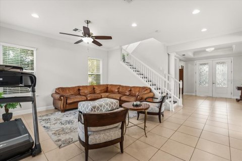 Casa en venta en Orlando, Florida, 5 dormitorios, 379.23 m2 № 2157443 - foto 10