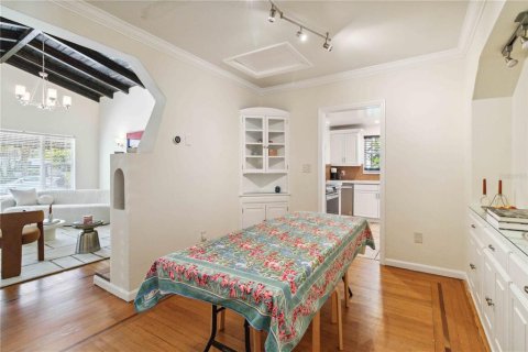 Casa en venta en Miami, Florida, 3 dormitorios, 143.16 m2 № 1670613 - foto 12