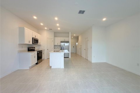 Touwnhouse à louer à Mount Dora, Floride: 3 chambres, 119.38 m2 № 2381109 - photo 13