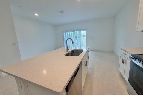 Touwnhouse à louer à Mount Dora, Floride: 3 chambres, 119.38 m2 № 2381109 - photo 7