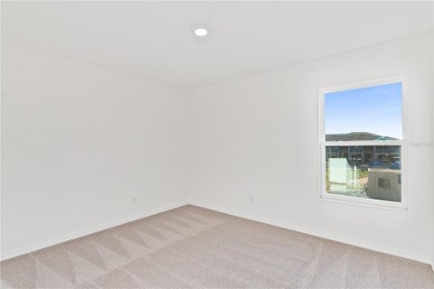 Townhouse in Dundee, Florida 3 bedrooms, 168.8 sq.m. № 1899282 - photo 30