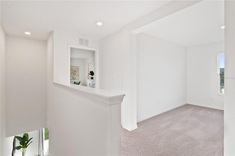 Townhouse in Dundee, Florida 3 bedrooms, 168.8 sq.m. № 1899282 - photo 17