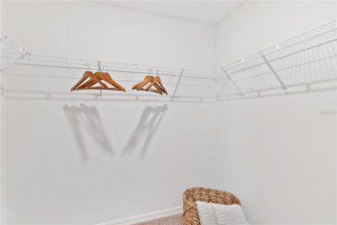 Townhouse in Dundee, Florida 3 bedrooms, 168.8 sq.m. № 1899282 - photo 24