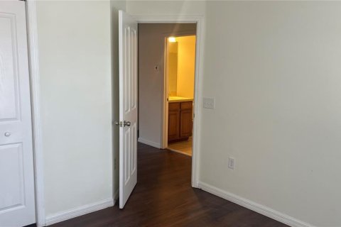 Townhouse in Kissimmee, Florida 3 bedrooms, 143.07 sq.m. № 1825154 - photo 30