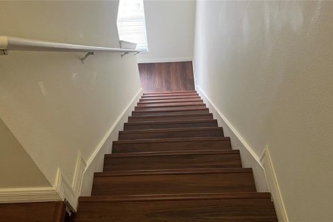 Townhouse in Kissimmee, Florida 3 bedrooms, 143.07 sq.m. № 1825154 - photo 13
