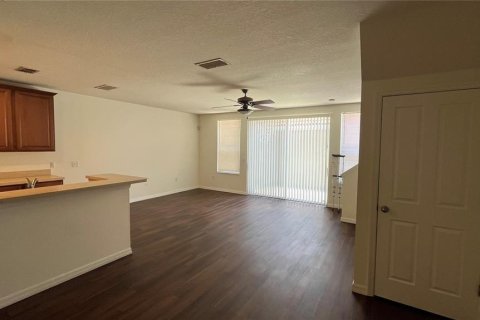 Townhouse in Kissimmee, Florida 3 bedrooms, 143.07 sq.m. № 1825154 - photo 3