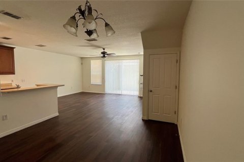Townhouse in Kissimmee, Florida 3 bedrooms, 143.07 sq.m. № 1825154 - photo 2