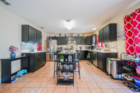 Villa ou maison à vendre à Davenport, Floride: 4 chambres, 278.43 m2 № 2148250 - photo 8