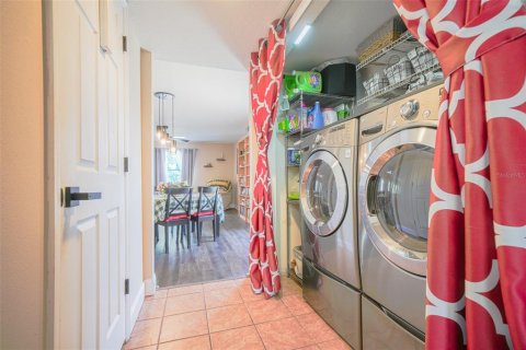 Villa ou maison à vendre à Davenport, Floride: 4 chambres, 278.43 m2 № 2148250 - photo 13