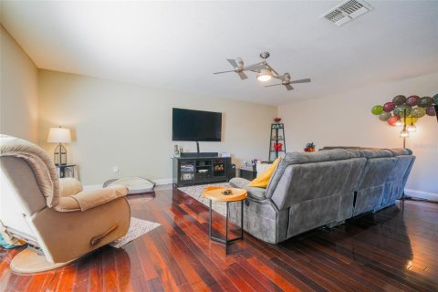 Villa ou maison à vendre à Davenport, Floride: 4 chambres, 278.43 m2 № 2148250 - photo 12