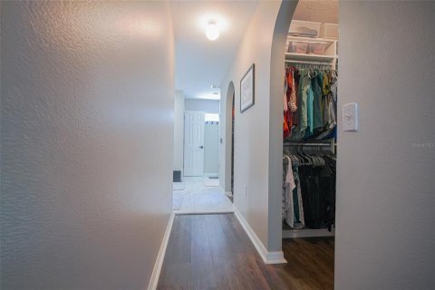 Villa ou maison à vendre à Davenport, Floride: 4 chambres, 278.43 m2 № 2148250 - photo 19