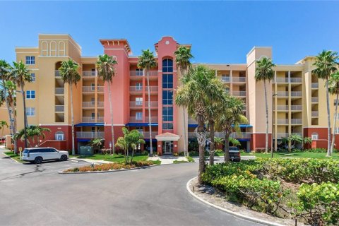 Condominio en venta en North Redington Beach, Florida, 3 dormitorios, 144.93 m2 № 1849579 - foto 2