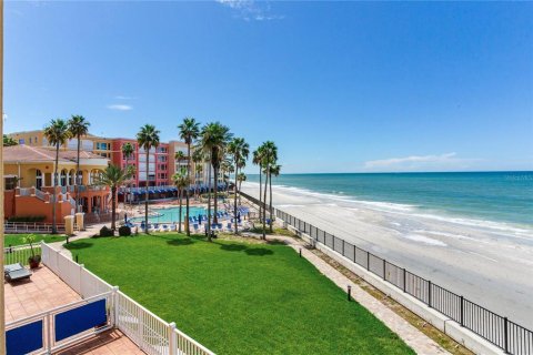 Condominio en venta en North Redington Beach, Florida, 3 dormitorios, 144.93 m2 № 1849579 - foto 20