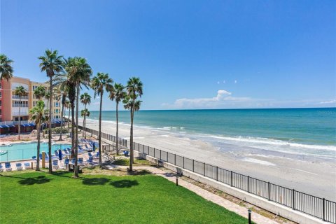 Condominio en venta en North Redington Beach, Florida, 3 dormitorios, 144.93 m2 № 1849579 - foto 24