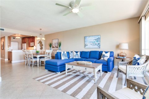Condominio en venta en North Redington Beach, Florida, 3 dormitorios, 144.93 m2 № 1849579 - foto 26