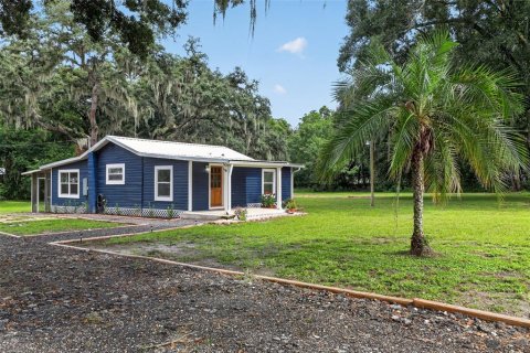 House in Zephyrhills, Florida 2 bedrooms, 80.27 sq.m. № 2279726 - photo 3