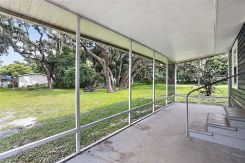 House in Zephyrhills, Florida 2 bedrooms, 80.27 sq.m. № 2279726 - photo 21