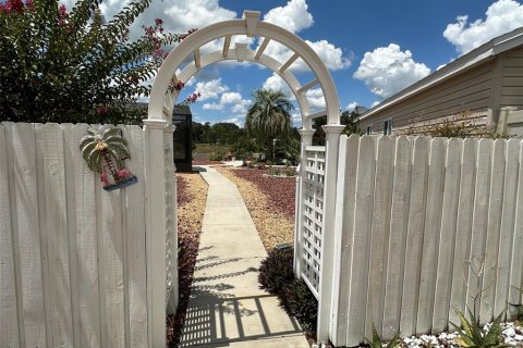 Villa ou maison à vendre à Leesburg, Floride: 2 chambres, 132.29 m2 № 1899887 - photo 4