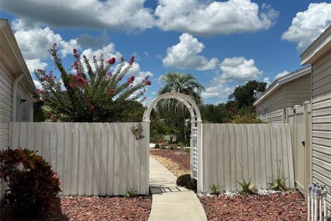 Villa ou maison à vendre à Leesburg, Floride: 2 chambres, 132.29 m2 № 1899887 - photo 3