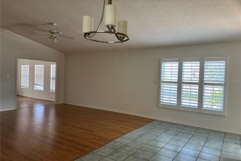 Villa ou maison à vendre à Leesburg, Floride: 2 chambres, 132.29 m2 № 1899887 - photo 20