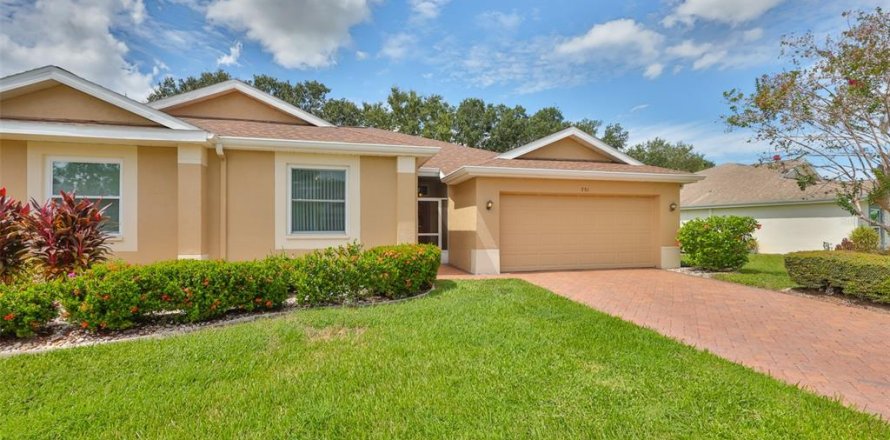 Condo in Sun City Center, Florida, 2 bedrooms  № 2098443