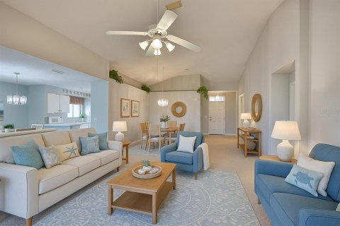 Condo in Sun City Center, Florida, 2 bedrooms  № 2098443 - photo 13