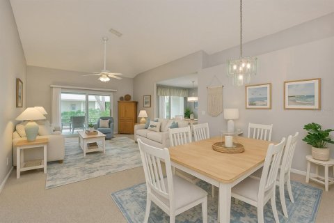 Condo in Sun City Center, Florida, 2 bedrooms  № 2098443 - photo 7