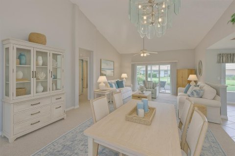 Condo in Sun City Center, Florida, 2 bedrooms  № 2098443 - photo 9