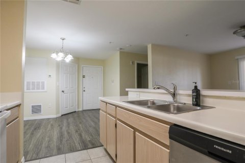 Apartment in Orlando, Florida 1 bedroom, 68.19 sq.m. № 1899712 - photo 8