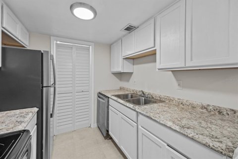 Condo in Casselberry, Florida, 1 bedroom  № 1536173 - photo 12