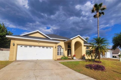 Casa en Davenport, Florida 5 dormitorios, 201.23 m2 № 2122629