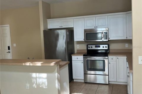 Condo in Gainesville, Florida, 3 bedrooms  № 1837607 - photo 3