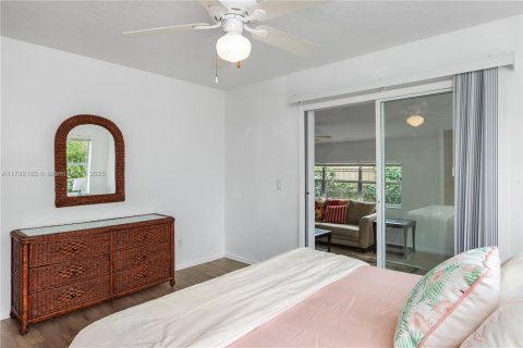 Propiedad comercial en venta en St. Lucie, Florida, 228.91 m2 № 1934975 - foto 23