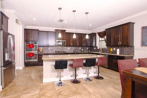 Casa en venta en Land O' Lakes, Florida, 5 dormitorios, 305 m2 № 1911598 - foto 3