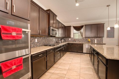 Casa en venta en Land O' Lakes, Florida, 5 dormitorios, 305 m2 № 1911598 - foto 7