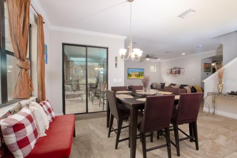 Casa en venta en Land O' Lakes, Florida, 5 dormitorios, 305 m2 № 1911598 - foto 10