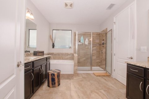 Casa en venta en Land O' Lakes, Florida, 5 dormitorios, 305 m2 № 1911598 - foto 14