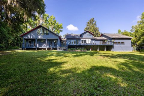 House in Gainesville, Florida 3 bedrooms, 257.9 sq.m. № 1526469 - photo 5