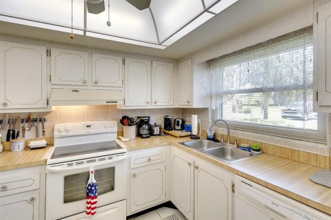 Condo in Bradenton, Florida, 2 bedrooms  № 1719572 - photo 4