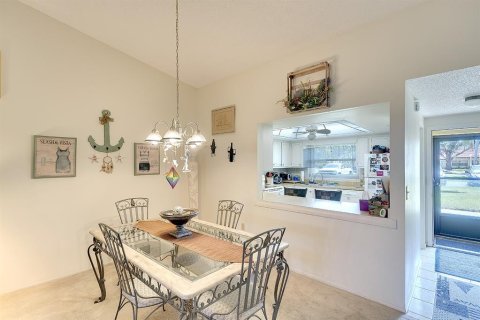Condo in Bradenton, Florida, 2 bedrooms  № 1719572 - photo 5
