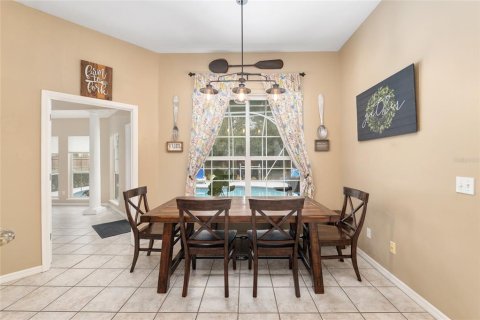 House in Gainesville, Florida 4 bedrooms, 260.31 sq.m. № 2109544 - photo 20