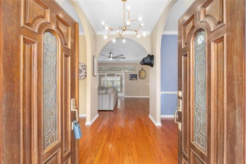 House in Gainesville, Florida 4 bedrooms, 260.31 sq.m. № 2109544 - photo 5