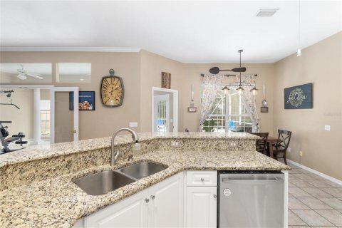 House in Gainesville, Florida 4 bedrooms, 260.31 sq.m. № 2109544 - photo 27