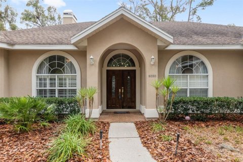 House in Gainesville, Florida 4 bedrooms, 260.31 sq.m. № 2109544 - photo 4