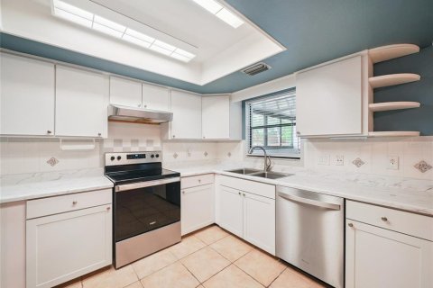 Touwnhouse à vendre à Titusville, Floride: 2 chambres, 148.83 m2 № 1912671 - photo 7