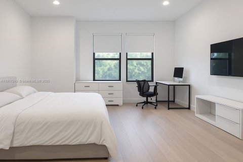 Casa en venta en Boca Raton, Florida, 5 dormitorios, 427.81 m2 № 1974473 - foto 12