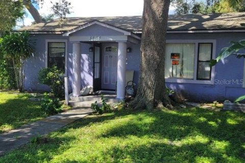 Casa en venta en Saint Petersburg, Florida, 2 dormitorios, 96.99 m2 № 1905457 - foto 1