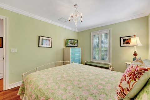 House in Delray Beach, Florida 4 bedrooms, 233.46 sq.m. № 2158283 - photo 23