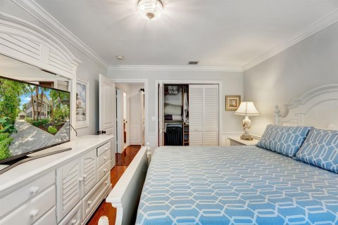 House in Delray Beach, Florida 4 bedrooms, 233.46 sq.m. № 2158283 - photo 20